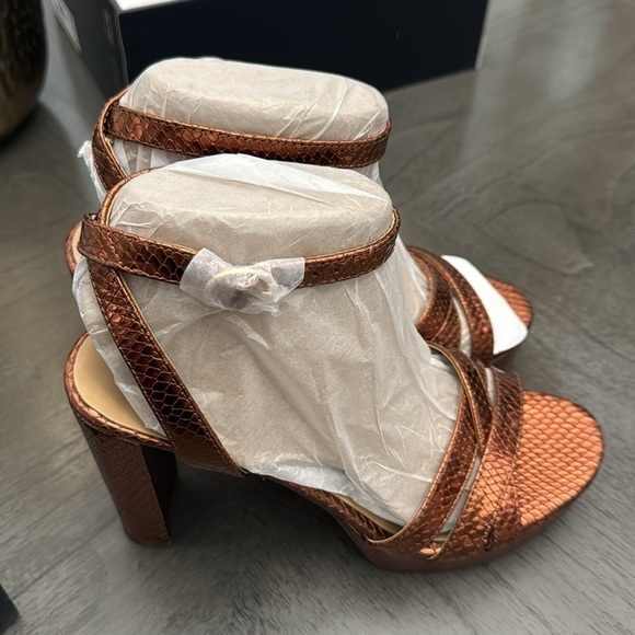 NATURALIZER Mallory Ankle Strap Sandals Women's Shoes (WIDE) - Picture 5 of 8